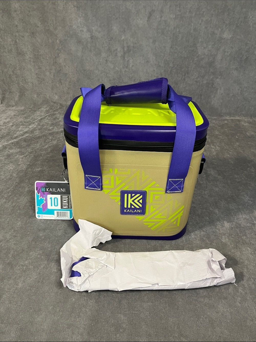 Kailani Kukui 10 Can Soft Cooler NWT Premium Leakproof CANADIAN